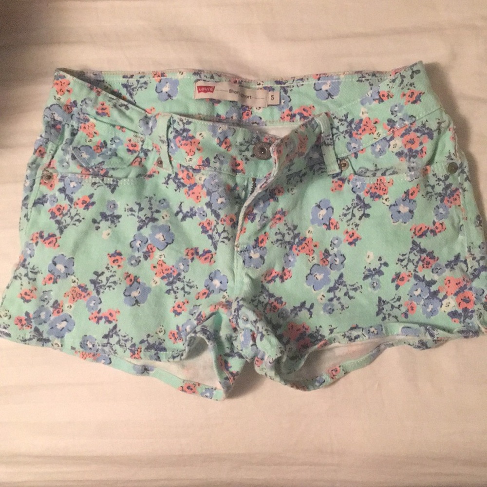 Patterned Levi’s
